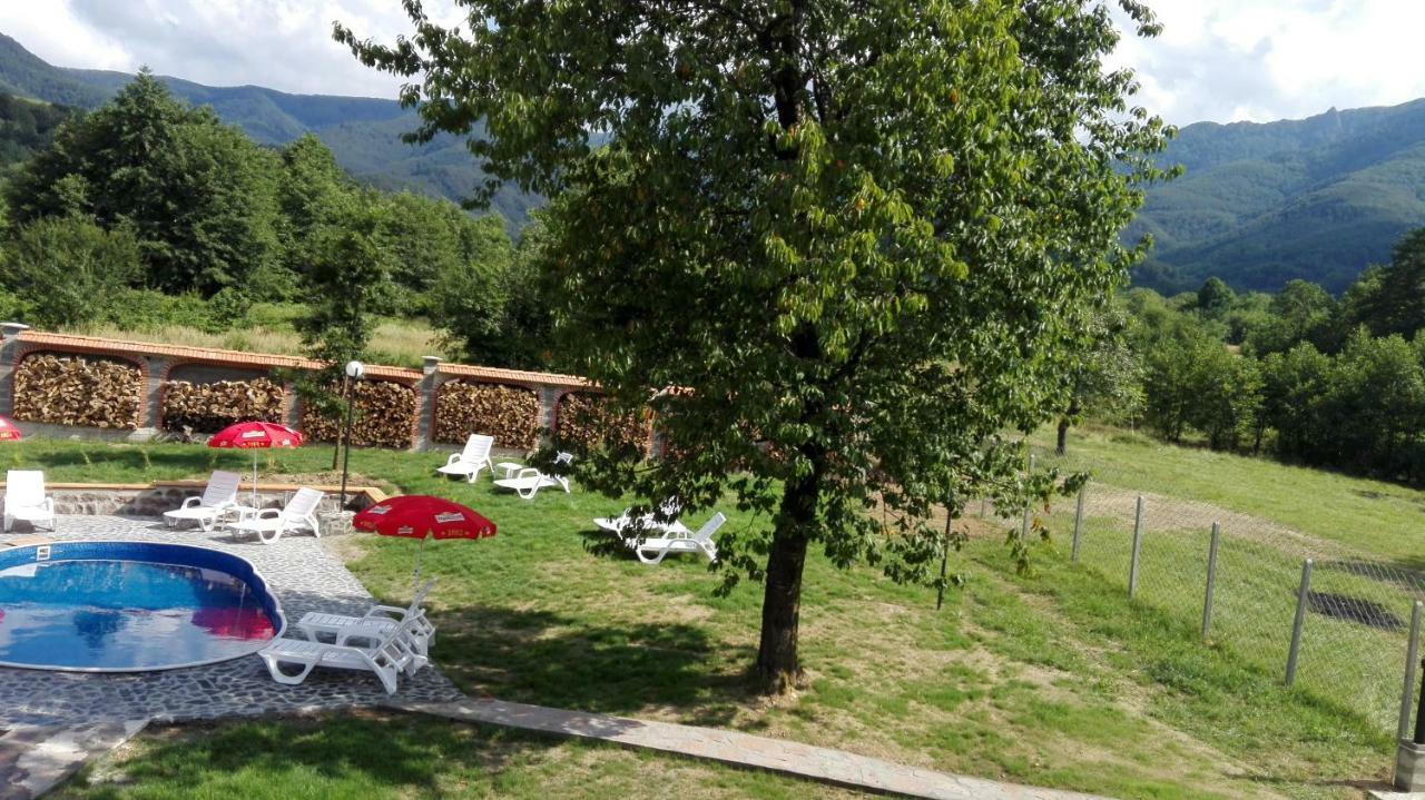 Комплекс Тянкови Къщи Виршець Екстер'єр фото